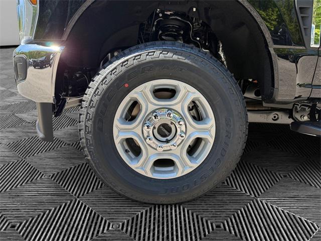 new 2025 Ford F-250 car, priced at $51,990