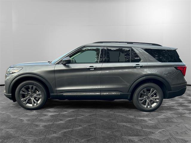 new 2025 Ford Explorer car, priced at $42,800