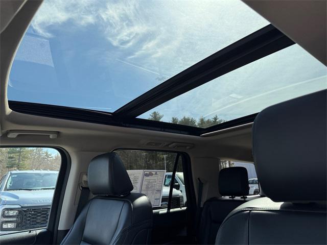 used 2024 Ford Expedition car, priced at $60,994