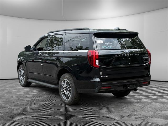 new 2025 Ford Expedition car, priced at $68,999