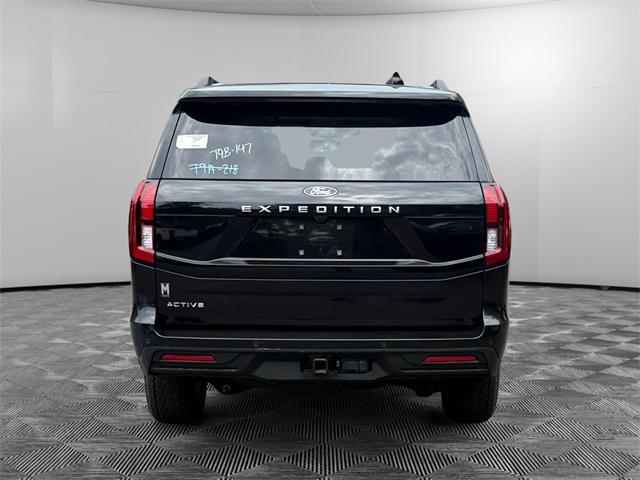 new 2025 Ford Expedition car, priced at $68,999