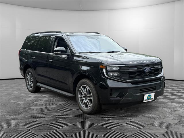 new 2025 Ford Expedition car, priced at $68,999