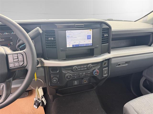 new 2025 Ford F-250 car, priced at $52,475