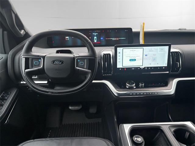 new 2025 Ford Expedition Max car, priced at $83,385