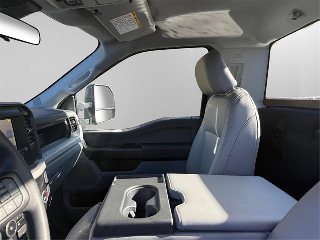 new 2025 Ford F-250 car, priced at $59,706