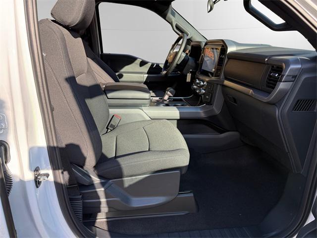 new 2025 Ford F-150 car, priced at $50,558