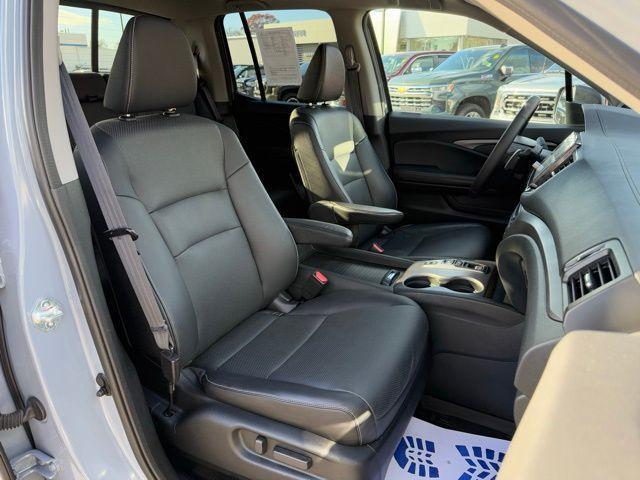 used 2023 Honda Ridgeline car, priced at $32,399