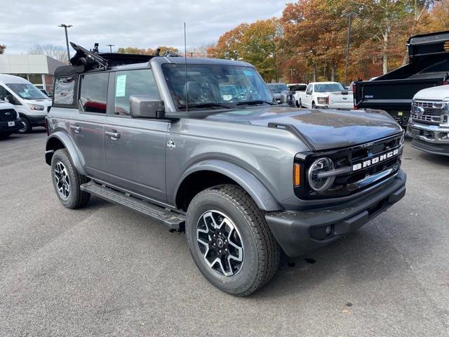 new 2024 Ford Bronco car, priced at $49,630