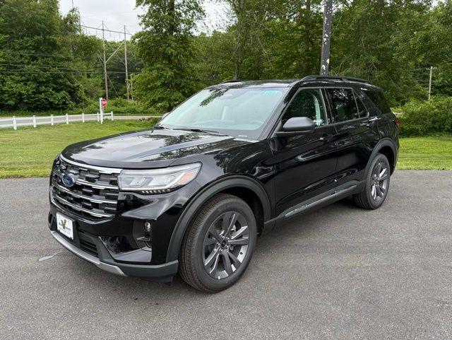 new 2025 Ford Explorer car, priced at $49,880