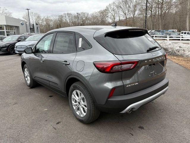 new 2025 Ford Escape car, priced at $32,040