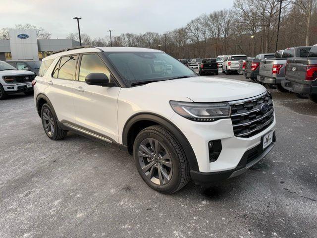 new 2025 Ford Explorer car, priced at $50,055