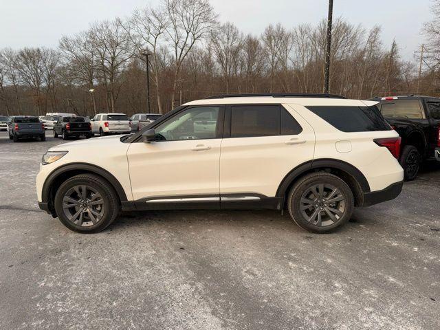 new 2025 Ford Explorer car, priced at $50,055