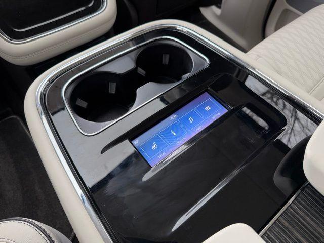 used 2022 Lincoln Navigator car, priced at $57,999