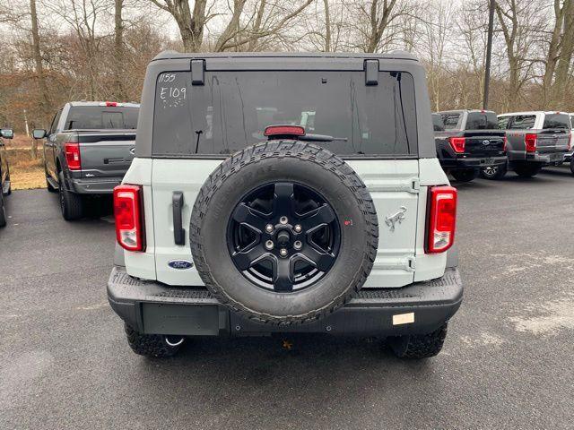 new 2024 Ford Bronco car, priced at $48,660