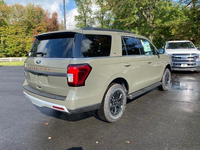 new 2024 Ford Expedition car, priced at $69,170