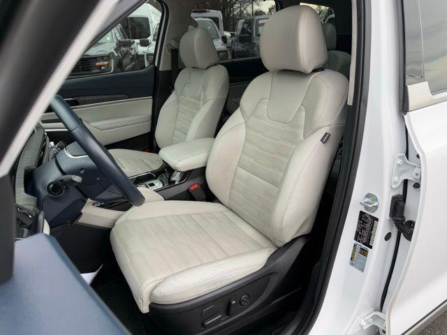 used 2023 Kia Telluride car, priced at $39,945