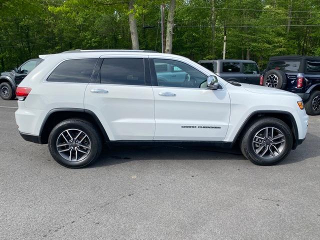 used 2020 Jeep Grand Cherokee car, priced at $29,355