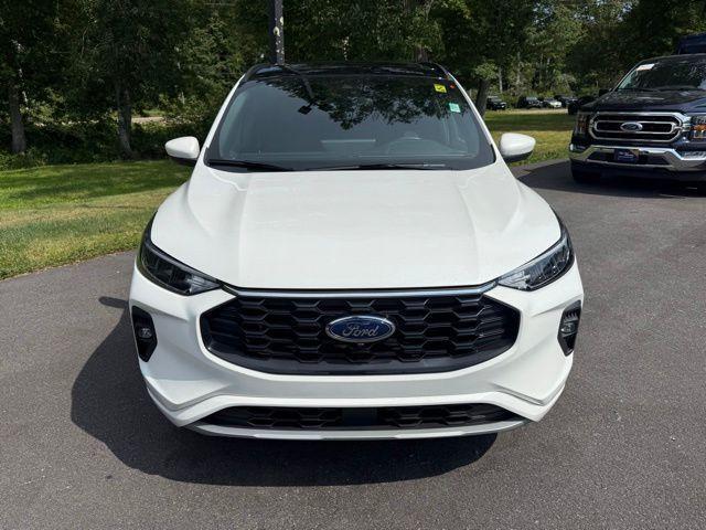 used 2023 Ford Escape car, priced at $29,995