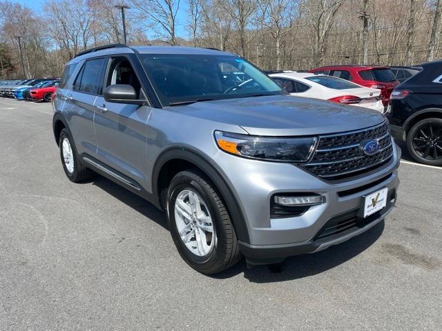 new 2024 Ford Explorer car, priced at $45,385