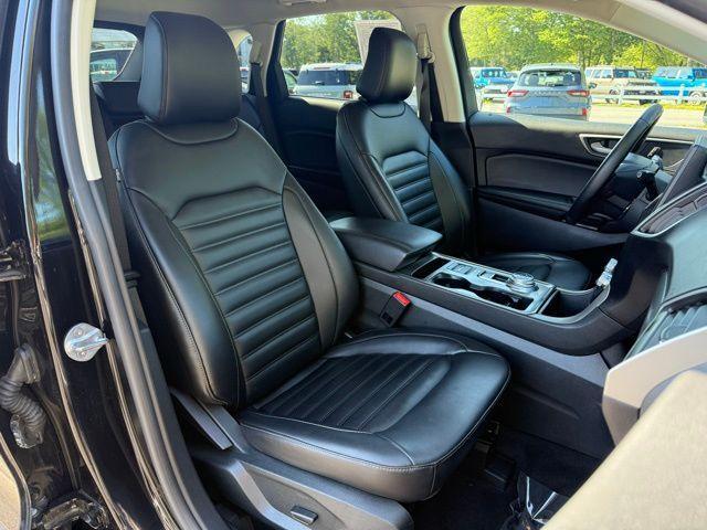 used 2022 Ford Edge car, priced at $25,295