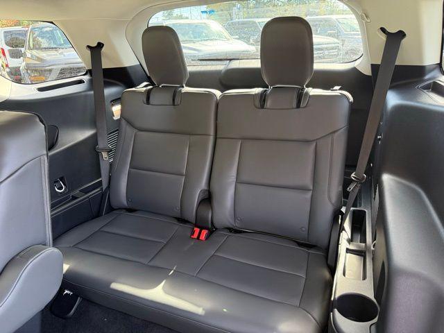 new 2025 Ford Explorer car, priced at $47,320