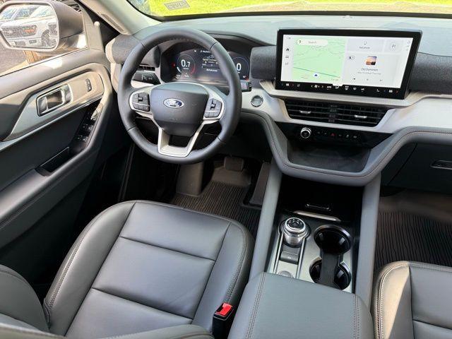 new 2025 Ford Explorer car, priced at $47,320