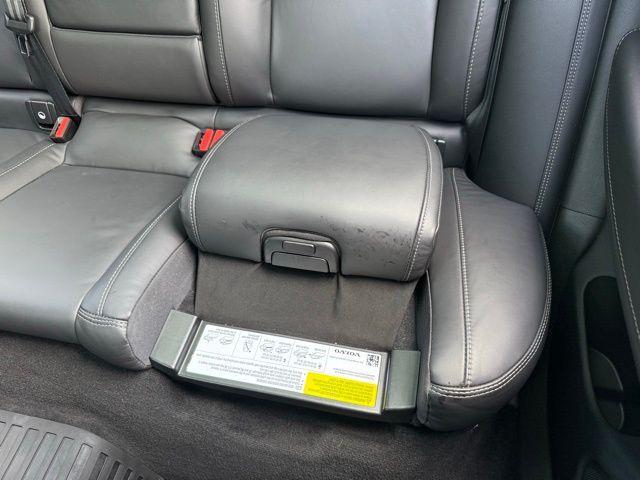 used 2022 Volvo XC60 car, priced at $37,999