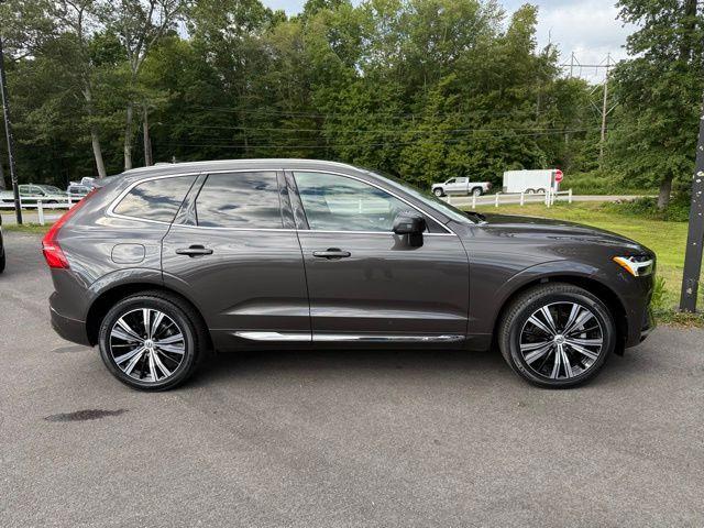 used 2022 Volvo XC60 car, priced at $37,999