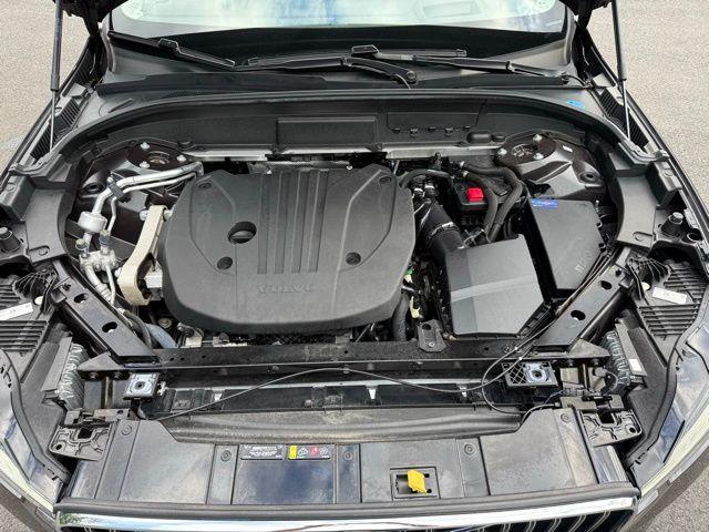 used 2022 Volvo XC60 car, priced at $37,999