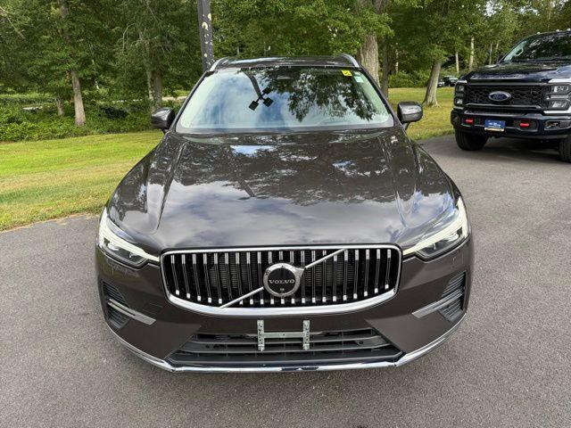 used 2022 Volvo XC60 car, priced at $37,999
