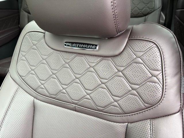 new 2025 Ford Explorer car, priced at $61,105