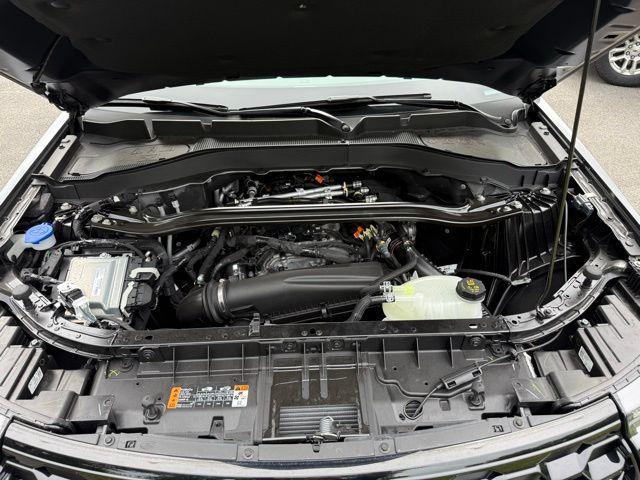 new 2025 Ford Explorer car, priced at $51,595