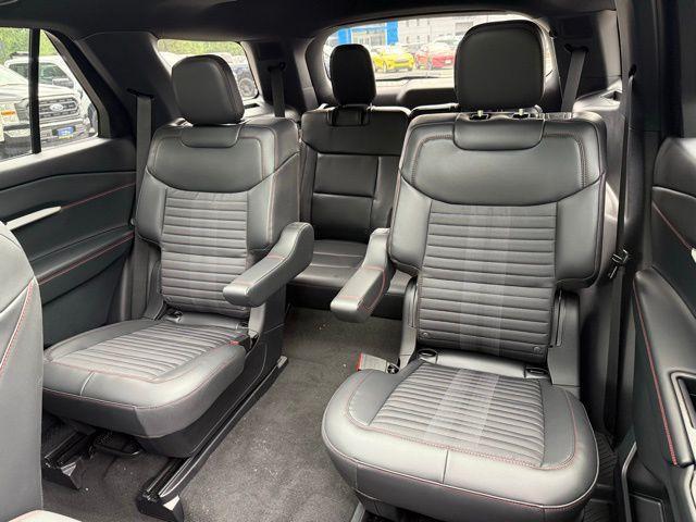 new 2025 Ford Explorer car, priced at $51,595