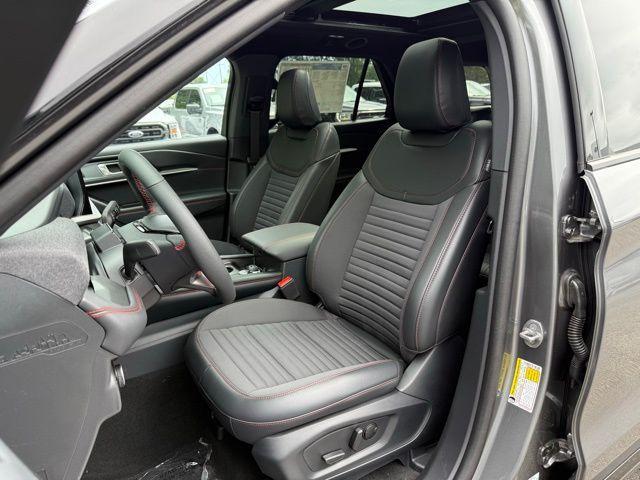 new 2025 Ford Explorer car, priced at $51,595