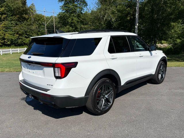 new 2025 Ford Explorer car, priced at $51,735