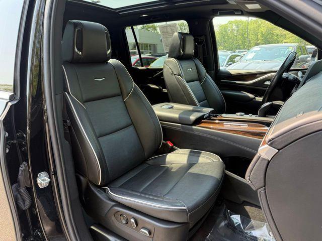 used 2022 Cadillac Escalade ESV car, priced at $56,844