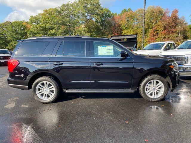 new 2024 Ford Expedition car, priced at $65,270