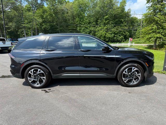 used 2024 Lincoln Nautilus car, priced at $48,395