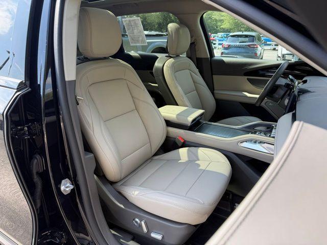 used 2024 Lincoln Nautilus car, priced at $48,395