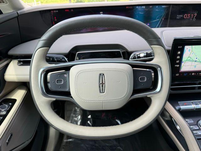 used 2024 Lincoln Nautilus car, priced at $48,395