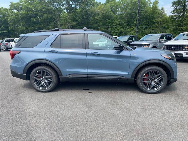 new 2025 Ford Explorer car, priced at $53,685