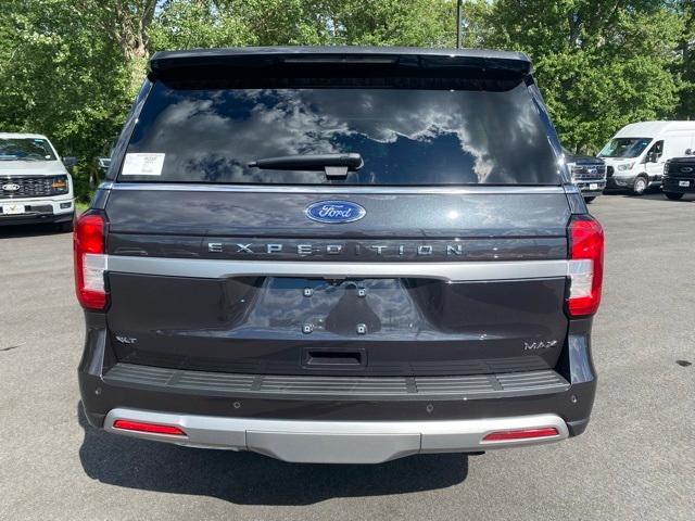 new 2024 Ford Expedition Max car, priced at $70,180