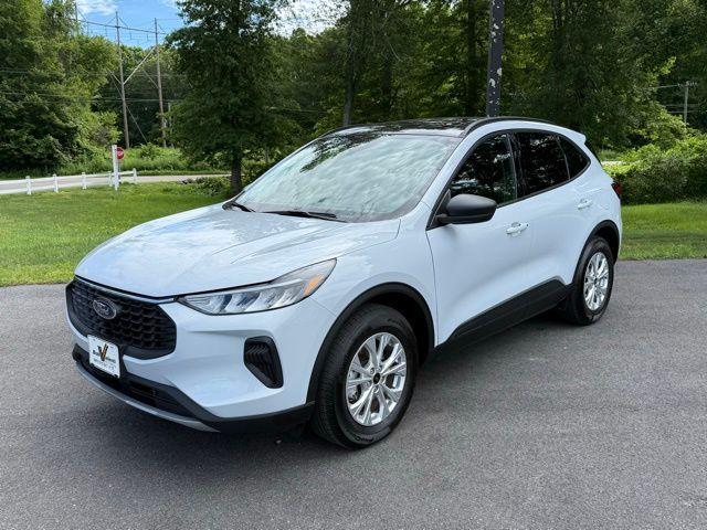 new 2025 Ford Escape car, priced at $31,970