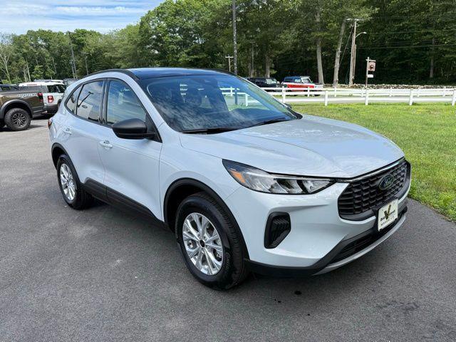 new 2025 Ford Escape car, priced at $31,970