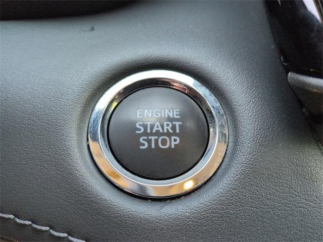 used 2023 Toyota Highlander car, priced at $32,995