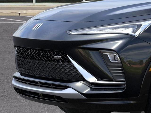 new 2025 Buick Envista car, priced at $26,045