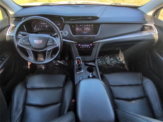 used 2017 Cadillac XT5 car, priced at $15,595