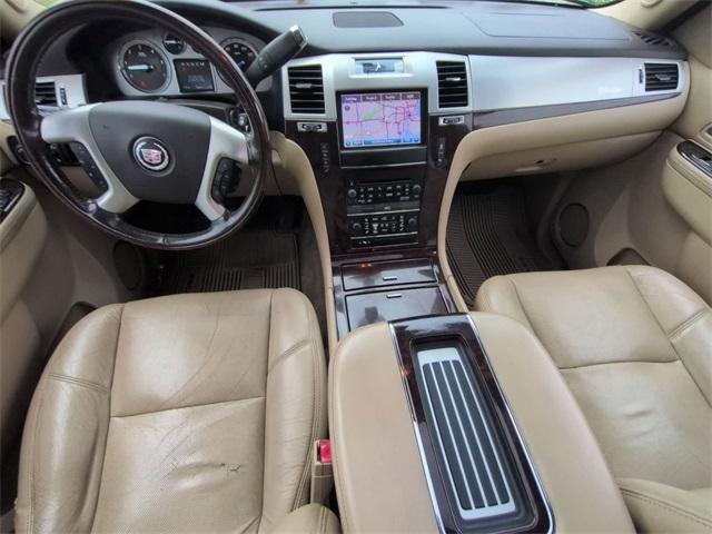 used 2014 Cadillac Escalade ESV car, priced at $14,495