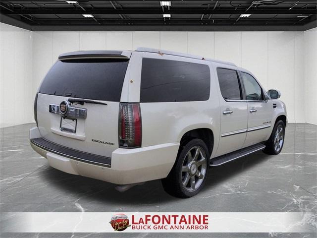 used 2014 Cadillac Escalade ESV car, priced at $14,495