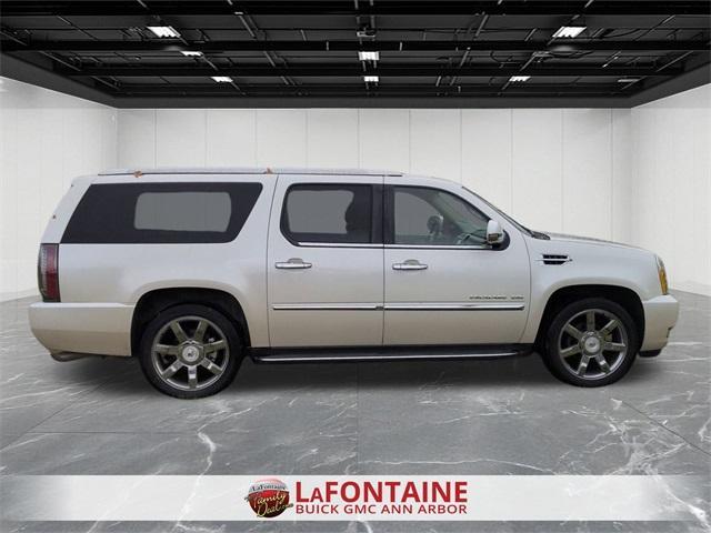 used 2014 Cadillac Escalade ESV car, priced at $14,495